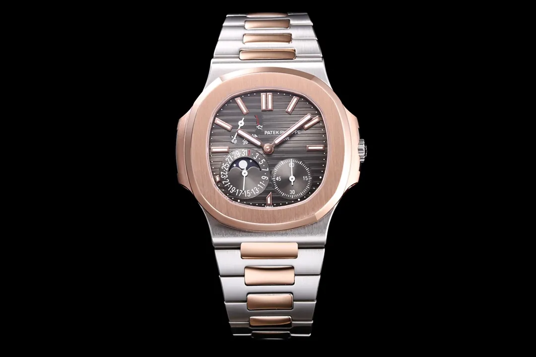 【Top replica】💰5320! Patek Philippe Nautilus 5712/1A-001 multi-function watch combines classic aesthetics and brings together the best of the past! [Case] ​​The size of the watch is 40 mm. The pillow-shaped case, which is the same as the original, adopts a combination of two processes: front brushing and side polishing, which has a clear sense of layering and full texture. Showing exquisite craftsmanship. [Strap] The original strap is tailor-made one to one. The central polished part of each strap can show the shape of a diamond, showing a high-end texture. [Movement] 3K Factory uses a customized version of PP.Cal.240 PS IRM C LU movement, which perfectly restores the original, date, true kinetic energy, and true moon phase functions. 3K ingenious work, welcome all watch friends to taste it!